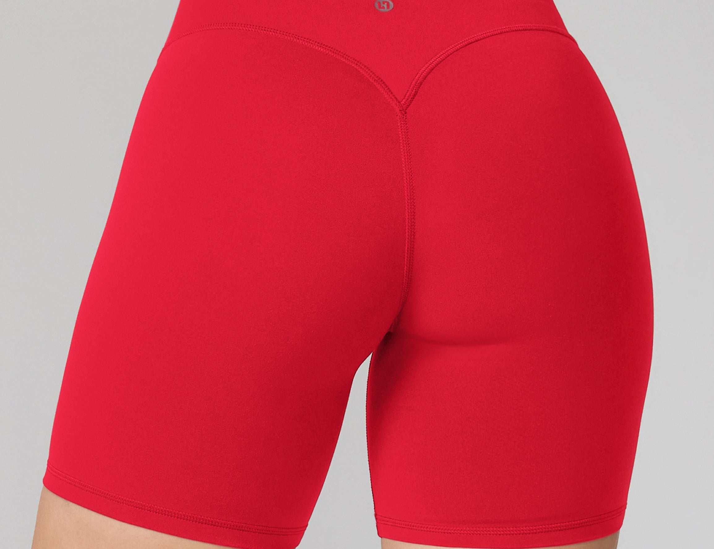 Women's Hugcurve No Front Seam Biker Shorts 6" Concrete