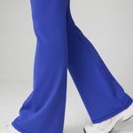 Women's Hugcurve No Front Seam Flare Leggings 31'' Royal Blues