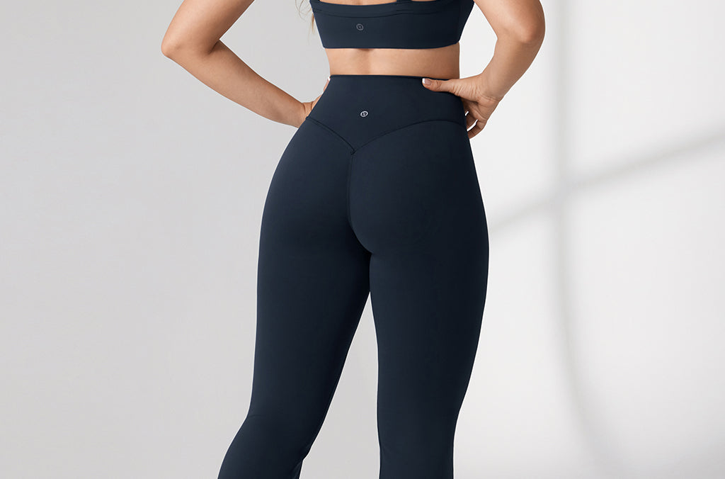 Women's Hugcurve No Front Seam Flare Leggings 31'' Twilight Blue