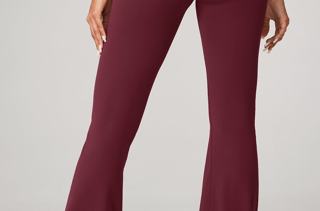 Women's Hugcurve No Front Seam Flare Leggings 31'' Blackberry