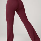 Women's Hugcurve No Front Seam Flare Leggings 31'' Blackberry