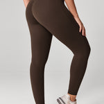 Women's Hugcurve Hidden Scrunch Butt Leggings 25" - No Front Seam Clay Brown