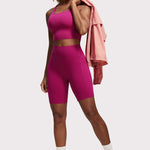 CRZ YOGA Women's Stretchy Pockets Shorts 8" Black