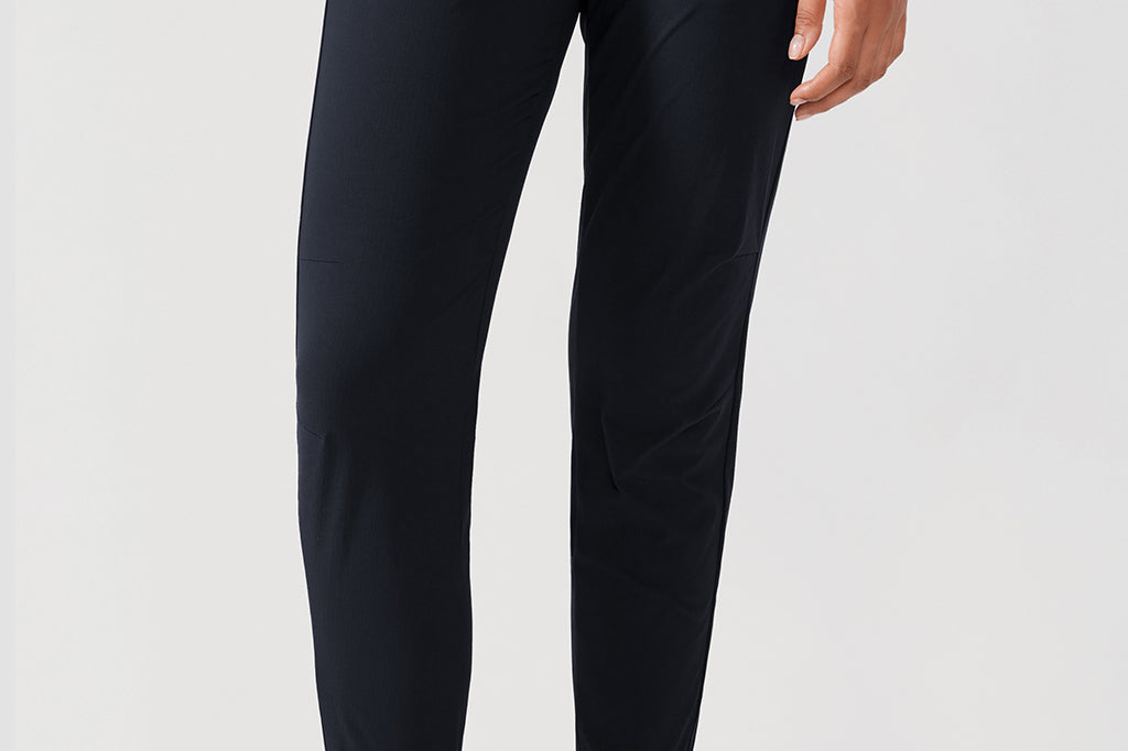 CRZ YOGA Women's Ripstop Jogger with Pockets 27.5" Black