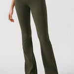 CRZ YOGA Women's V Cross Waist Flare Leggings 31'' Black