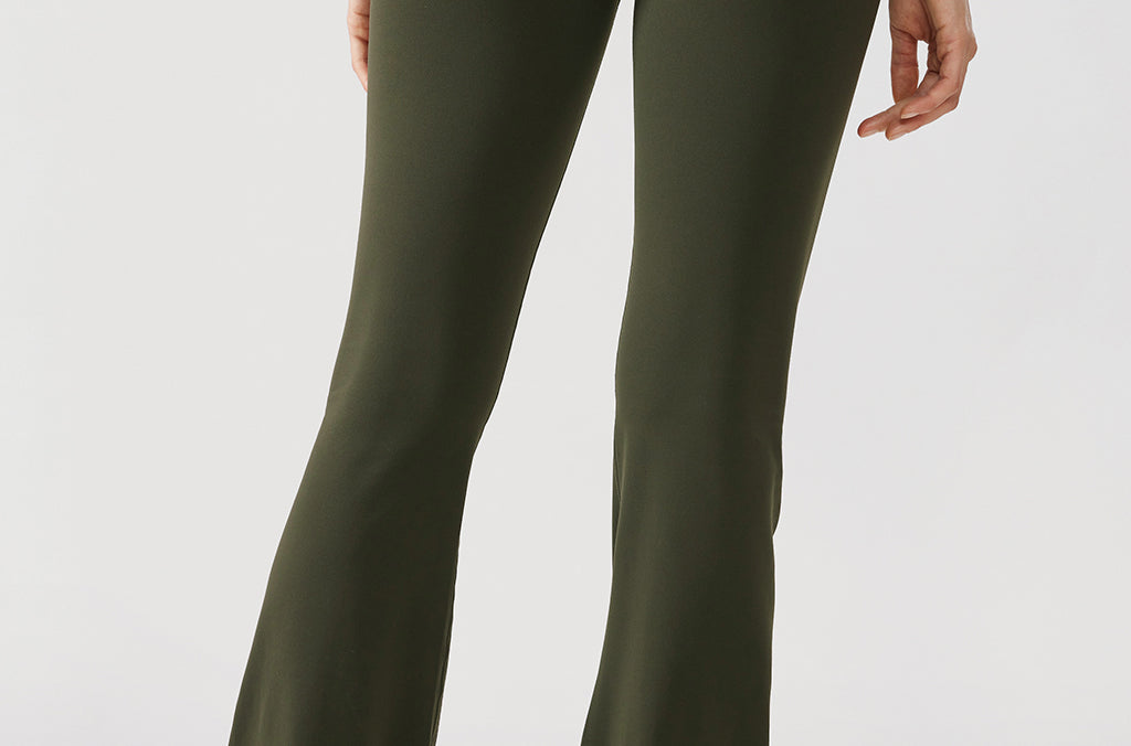 CRZ YOGA Women's V Cross Waist Flare Leggings 31'' Olive Green